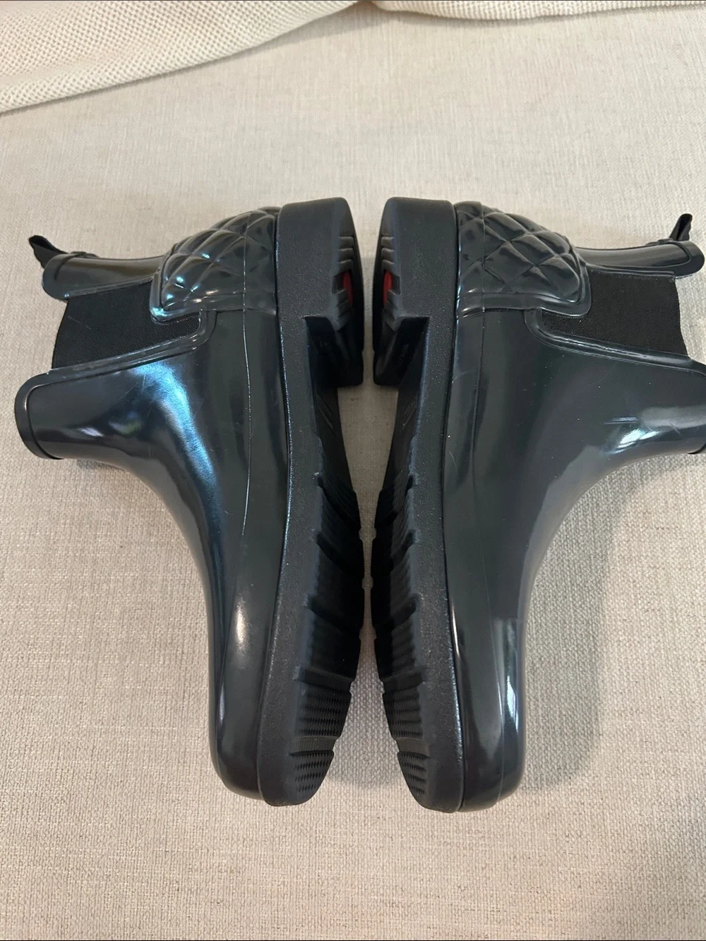 Hunter Refined Chelsea Vertical Quilt Boot Black 10 M, preowned